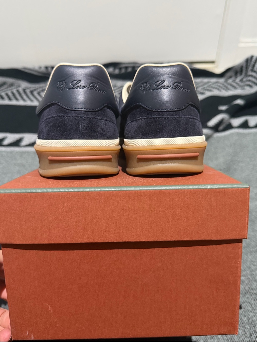 Loro Piana Suede Sneakers in Navy and Cream size EU 43 new - Picture 7 of 8